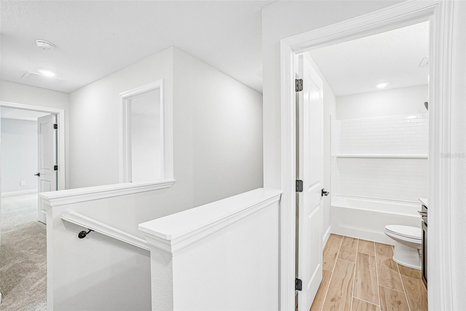 Image 34 of 59 For 7524 Deer Valley Circle
