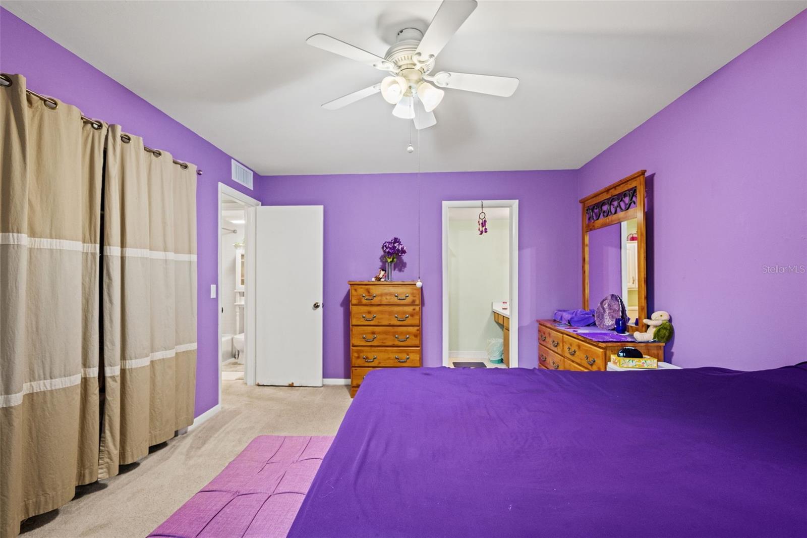 Image 23 of 50 For 4138 Pinelake Lane 201