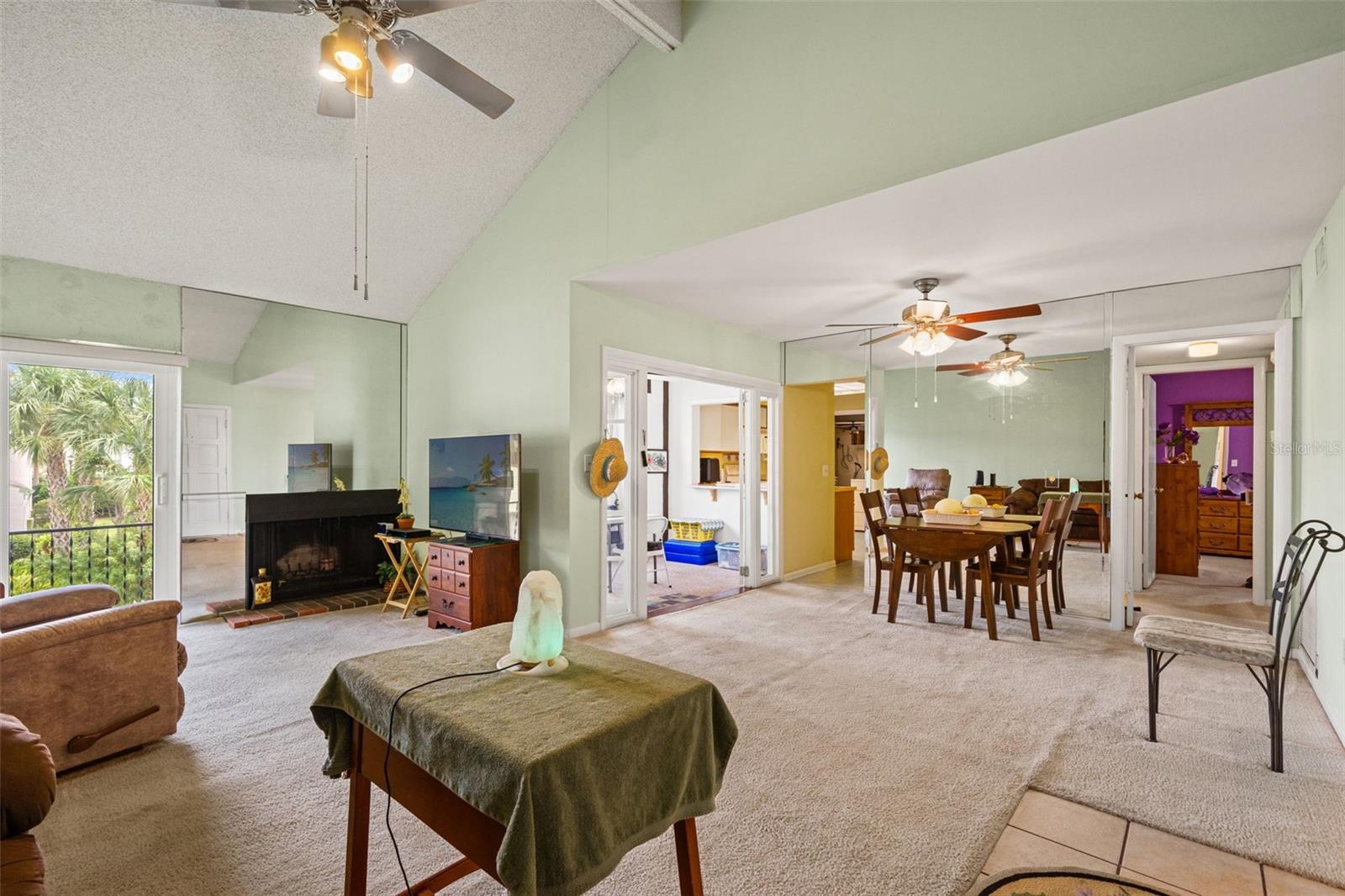Image 5 of 50 For 4138 Pinelake Lane 201