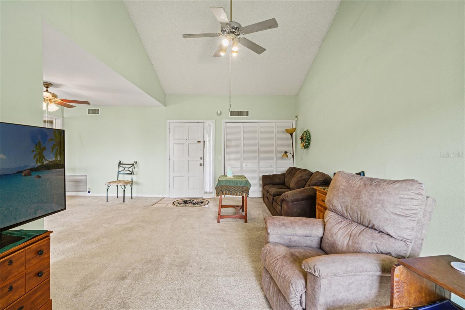 Image 9 of 50 For 4138 Pinelake Lane 201