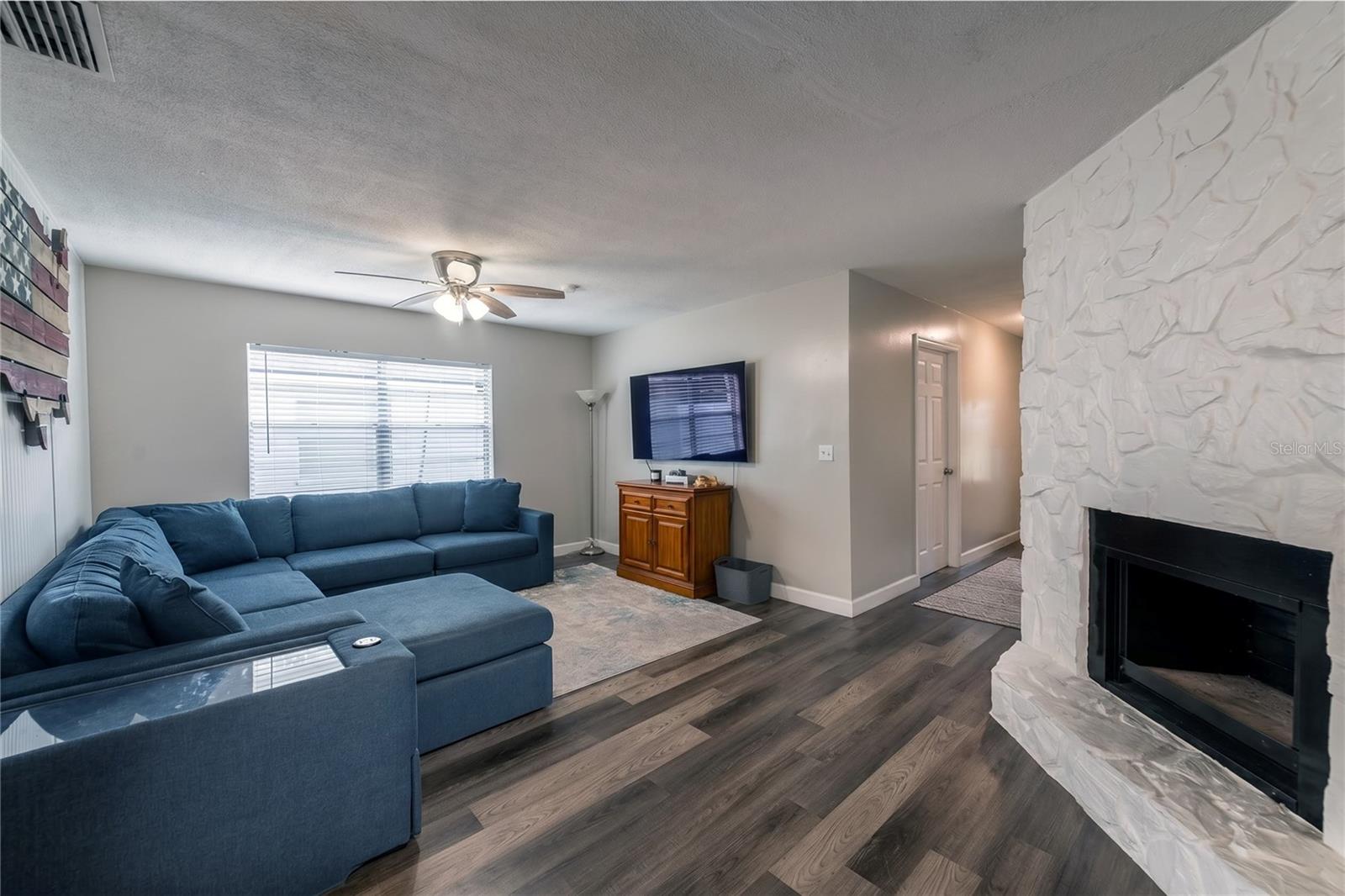 Image 5 of 24 For 4703 Serena Drive