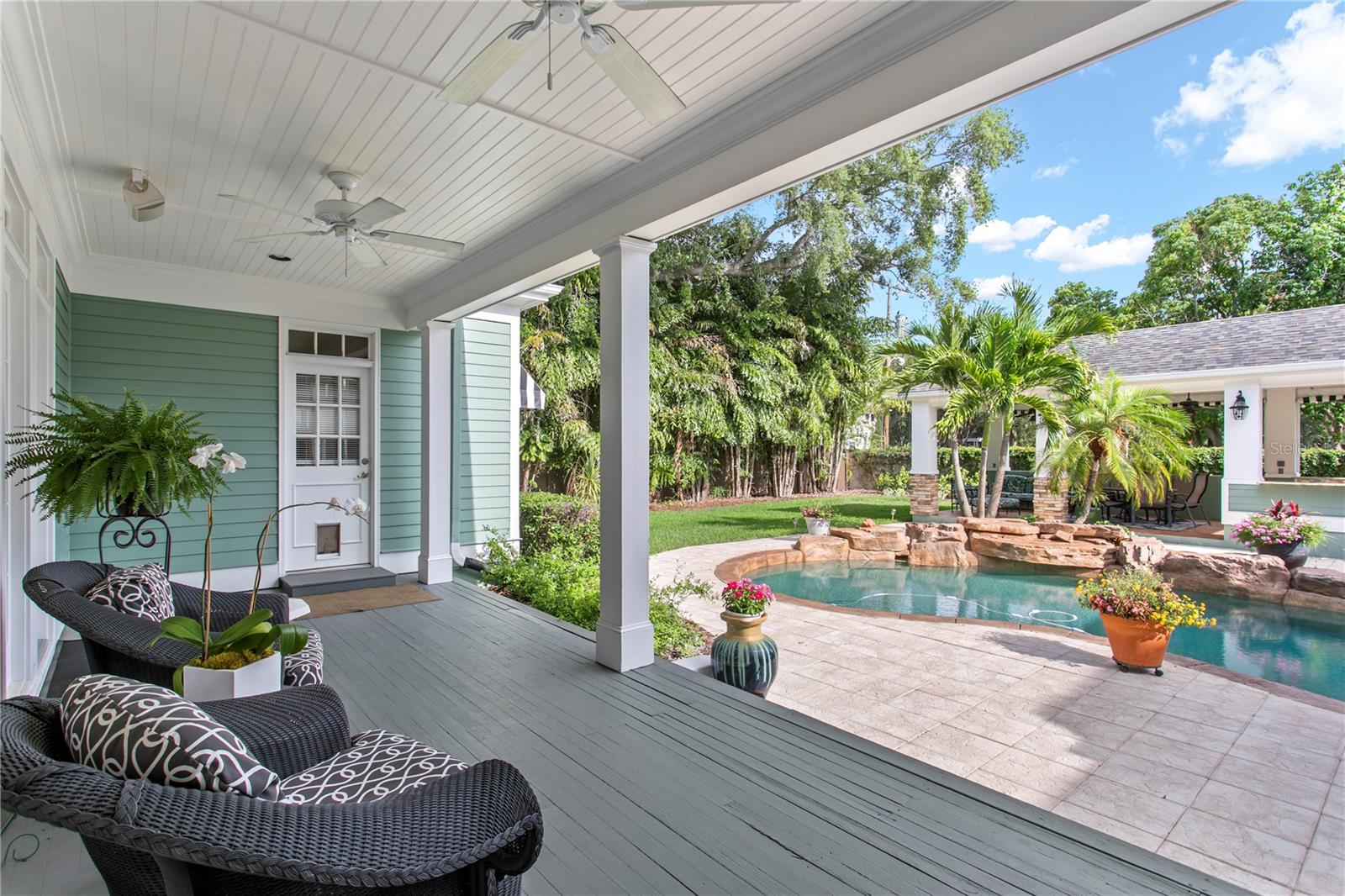 Listing photo id 19 for 3126 Oaklyn Avenue