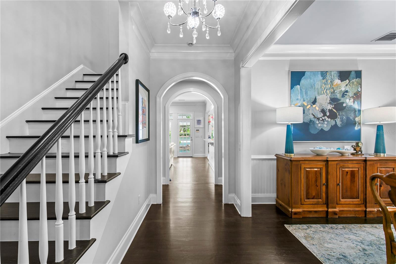 Listing photo id 2 for 3126 Oaklyn Avenue