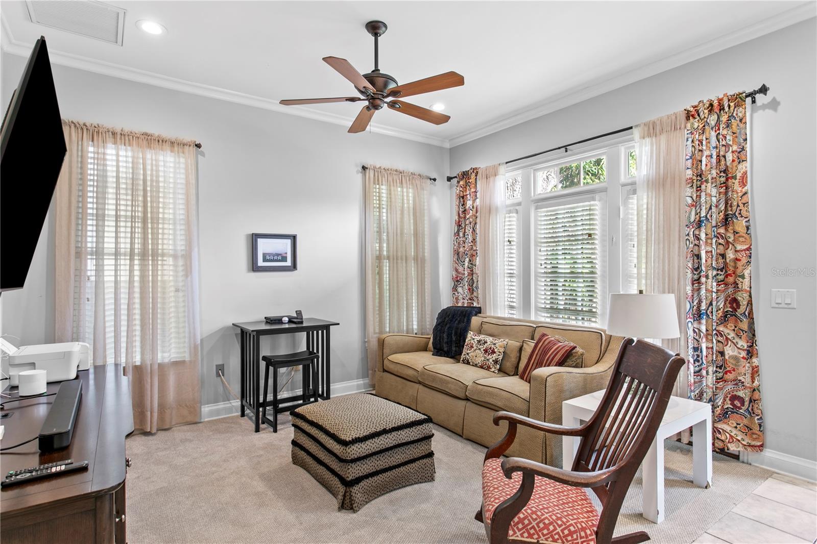 Listing photo id 39 for 3126 Oaklyn Avenue