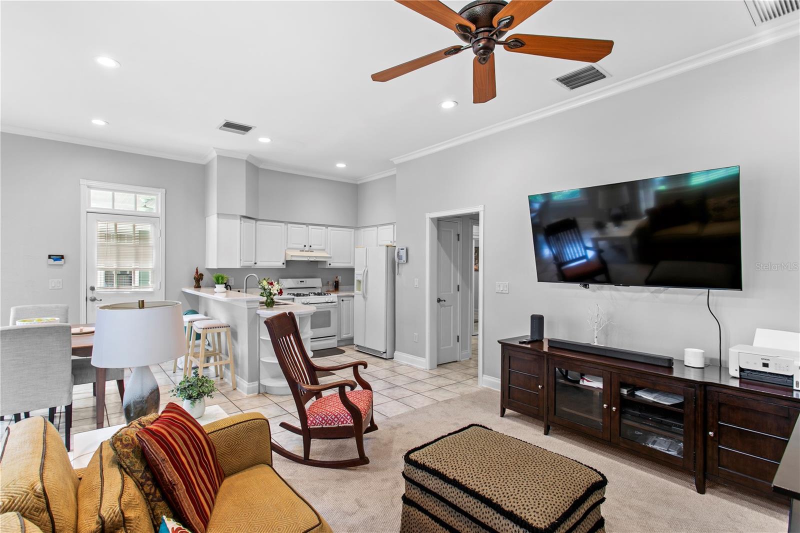 Listing photo id 40 for 3126 Oaklyn Avenue