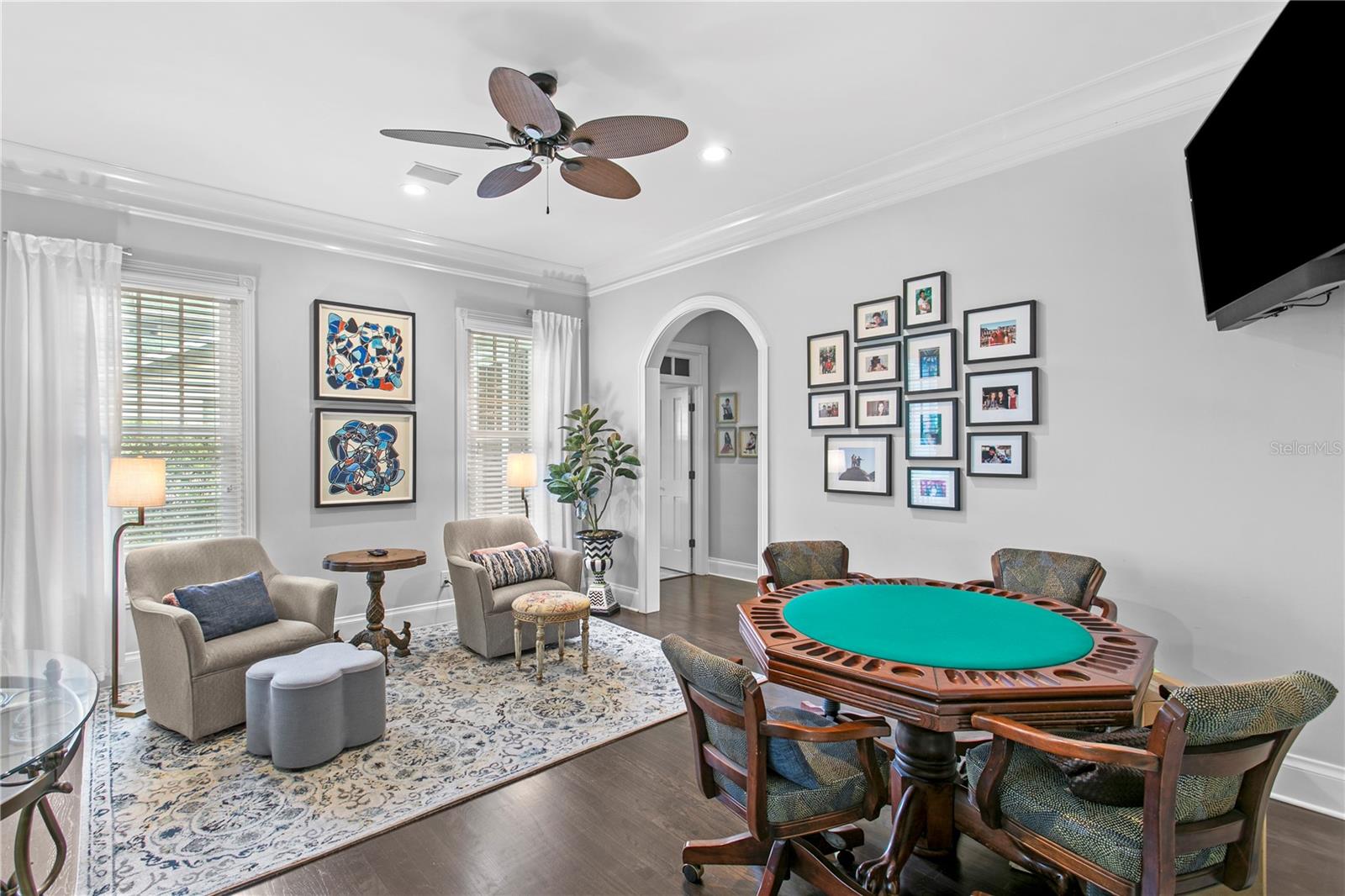 Listing photo id 45 for 3126 Oaklyn Avenue