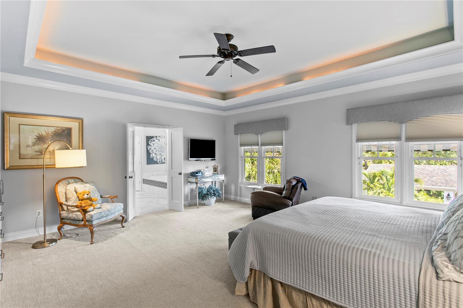 Listing photo id 52 for 3126 Oaklyn Avenue