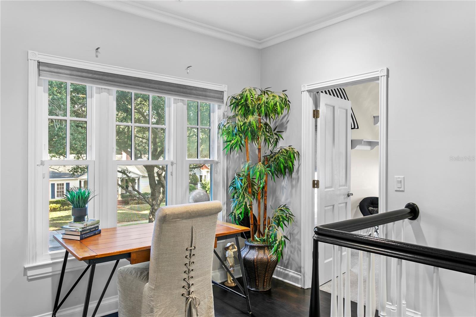 Listing photo id 58 for 3126 Oaklyn Avenue