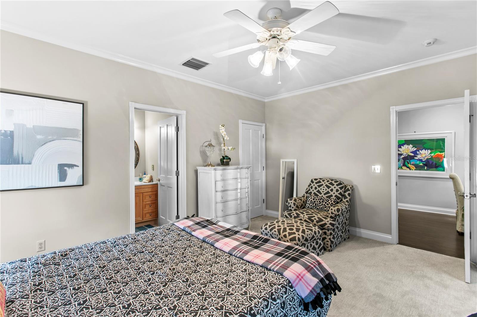 Listing photo id 60 for 3126 Oaklyn Avenue