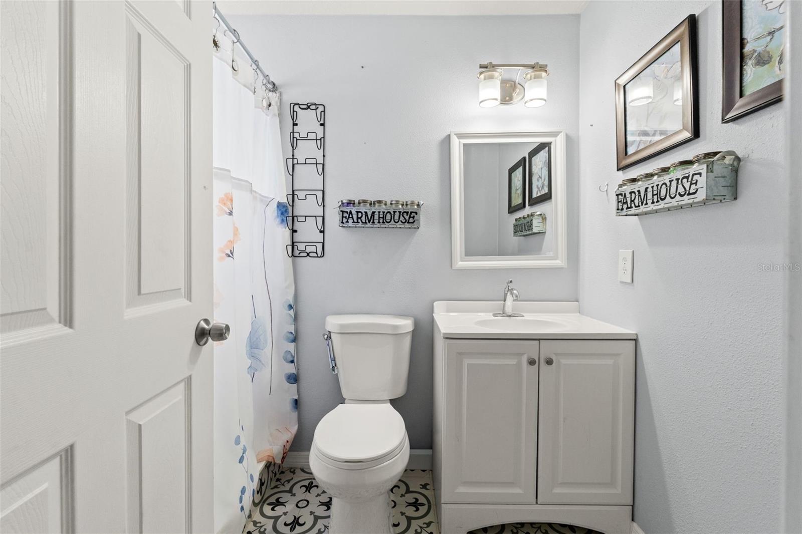 Image 23 of 44 For 5525 Piedmont Drive
