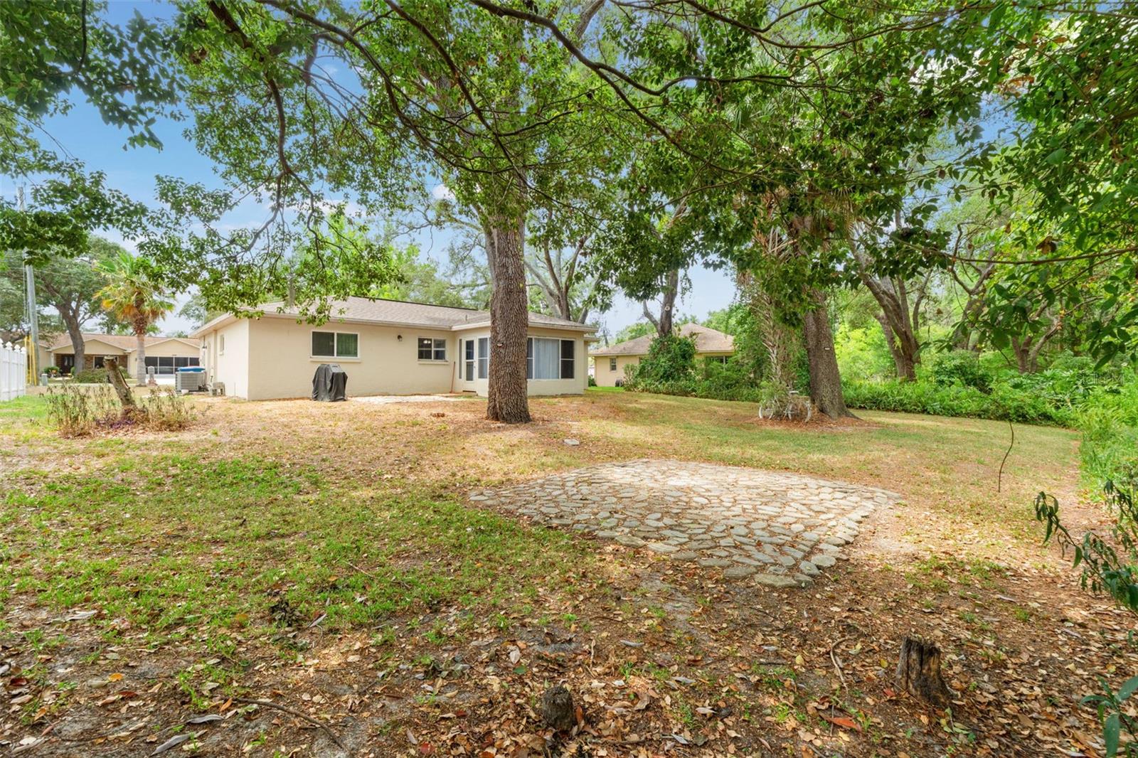 Image 38 of 44 For 5525 Piedmont Drive