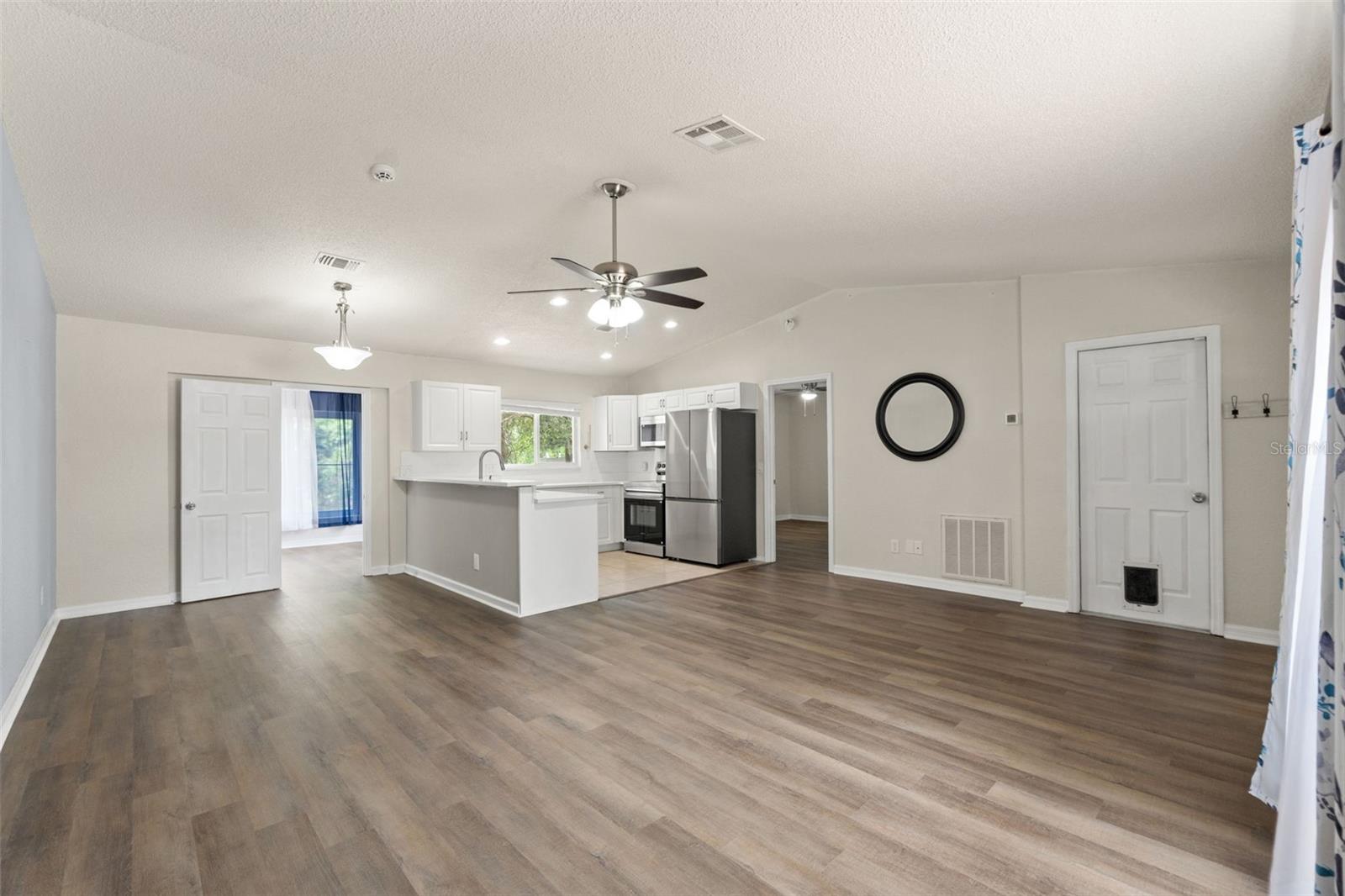 Image 9 of 44 For 5525 Piedmont Drive