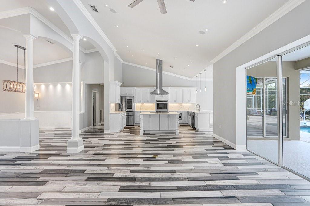 Image 10 of 94 For 30303 Laurelwood Lane