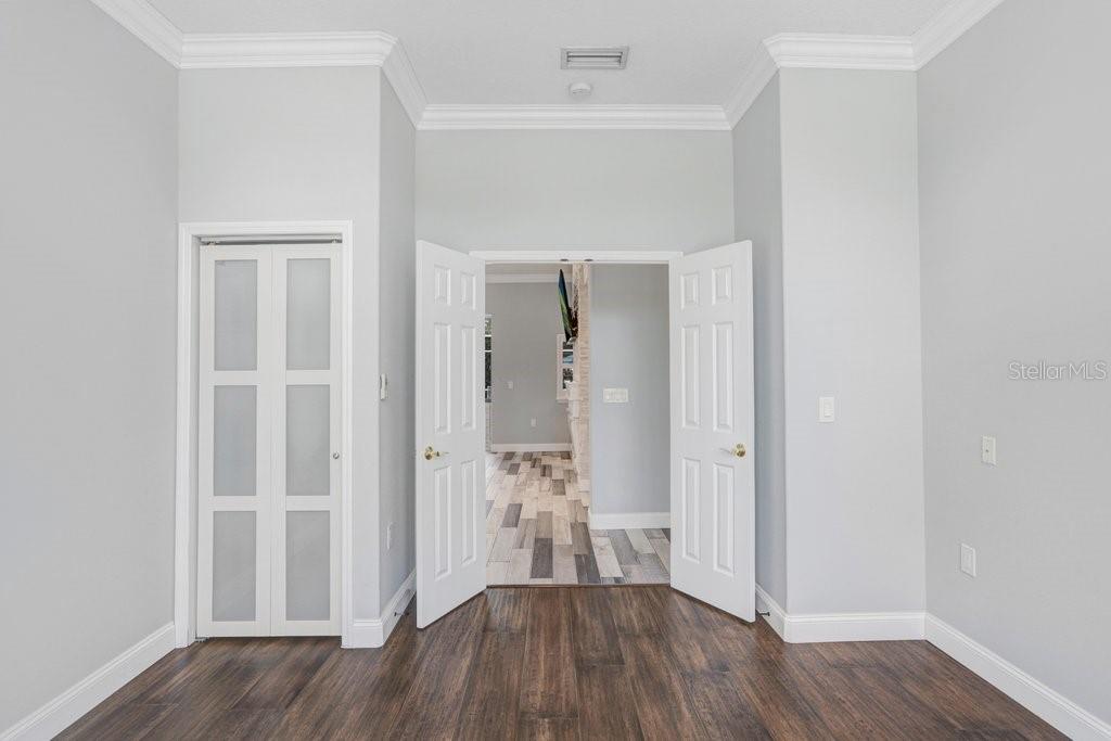 Image 34 of 94 For 30303 Laurelwood Lane