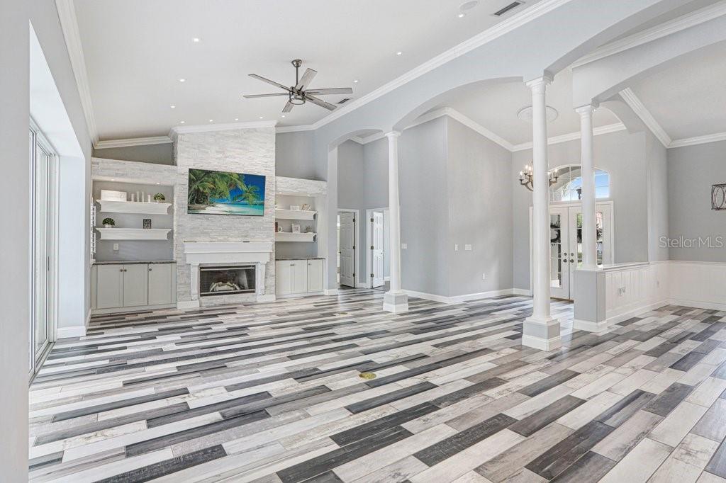 Image 8 of 94 For 30303 Laurelwood Lane