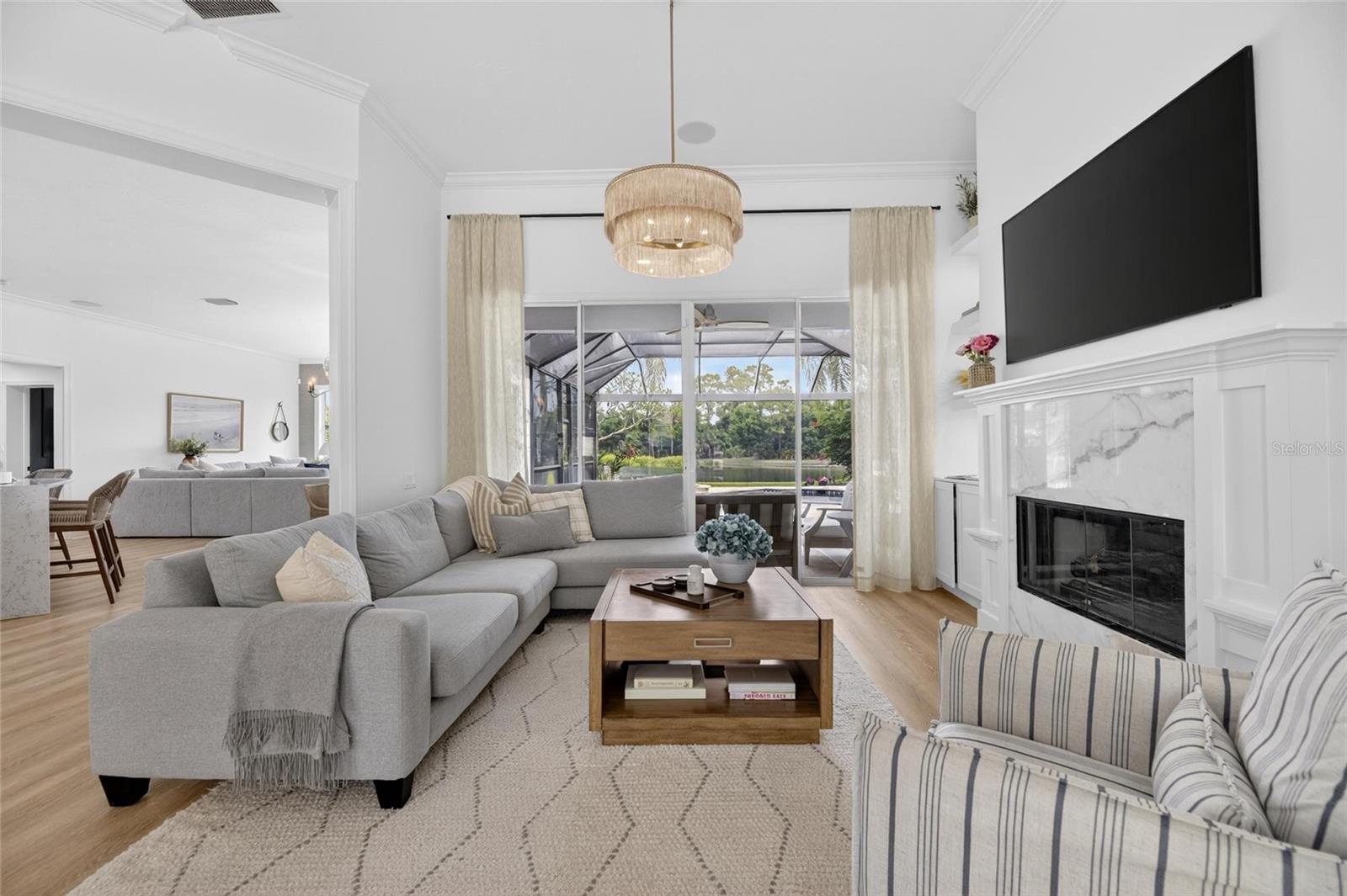Image 13 of 83 For 9507 Royal Calcutta Place