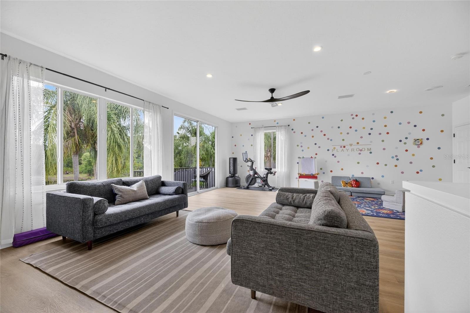 Image 31 of 83 For 9507 Royal Calcutta Place