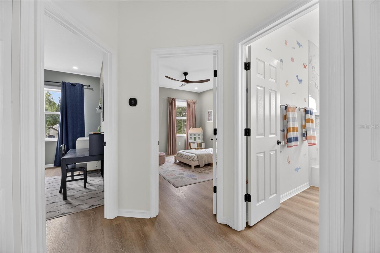 Image 33 of 83 For 9507 Royal Calcutta Place