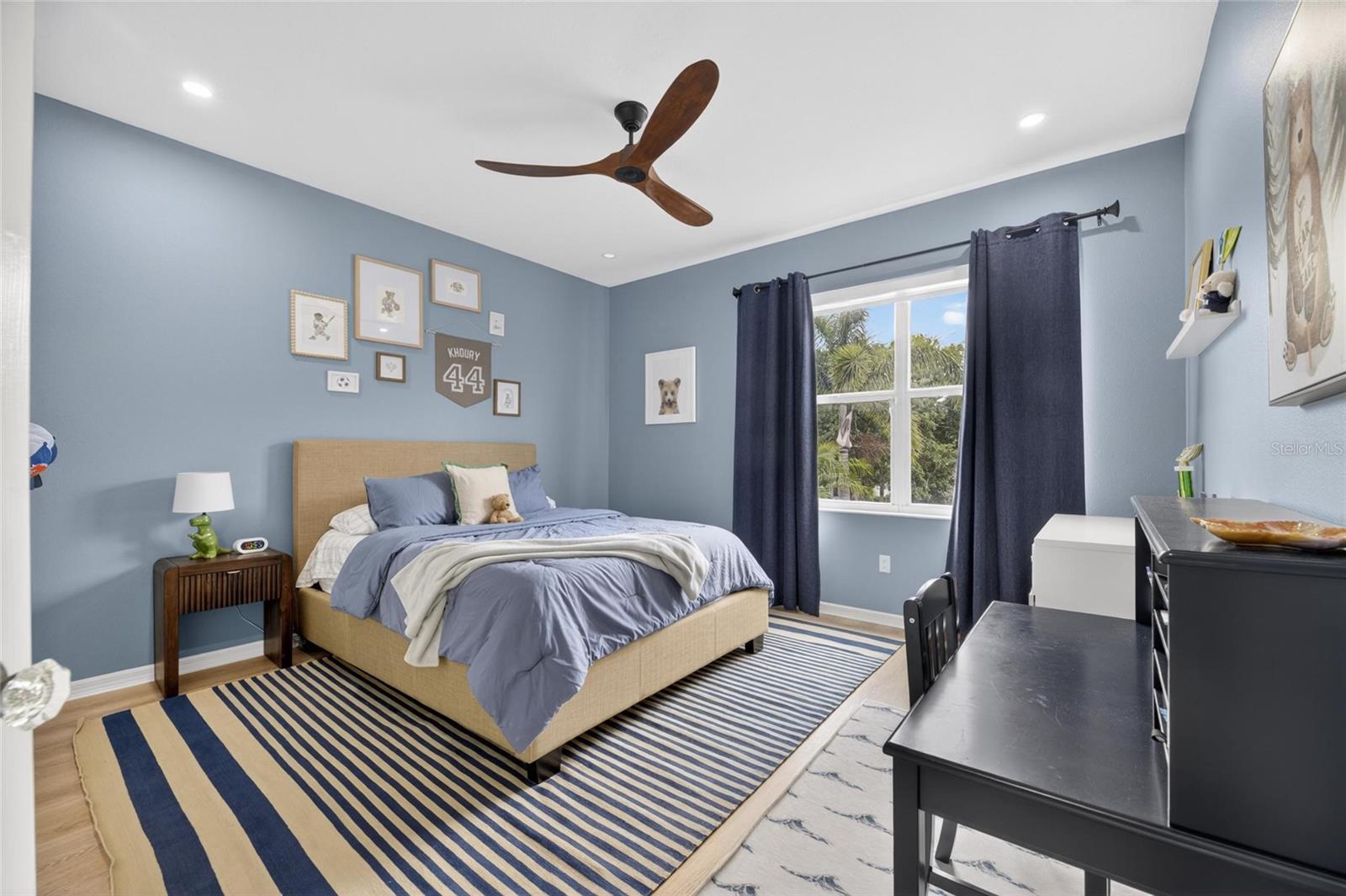 Image 38 of 83 For 9507 Royal Calcutta Place