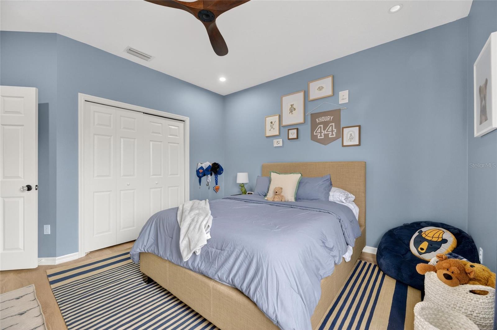 Image 39 of 83 For 9507 Royal Calcutta Place