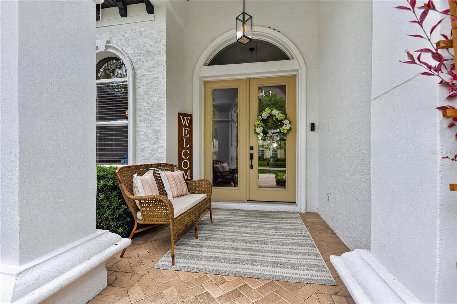 Image 4 of 83 For 9507 Royal Calcutta Place