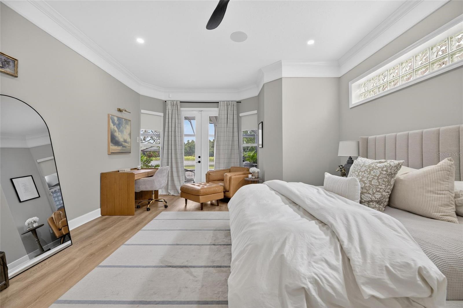 Image 46 of 83 For 9507 Royal Calcutta Place