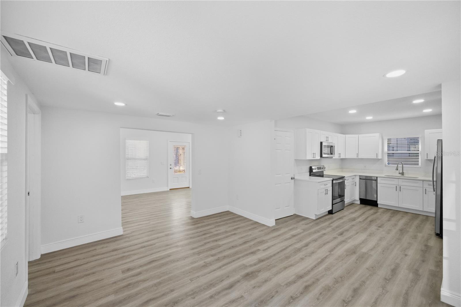 Image 11 of 53 For 1315 22nd Avenue S