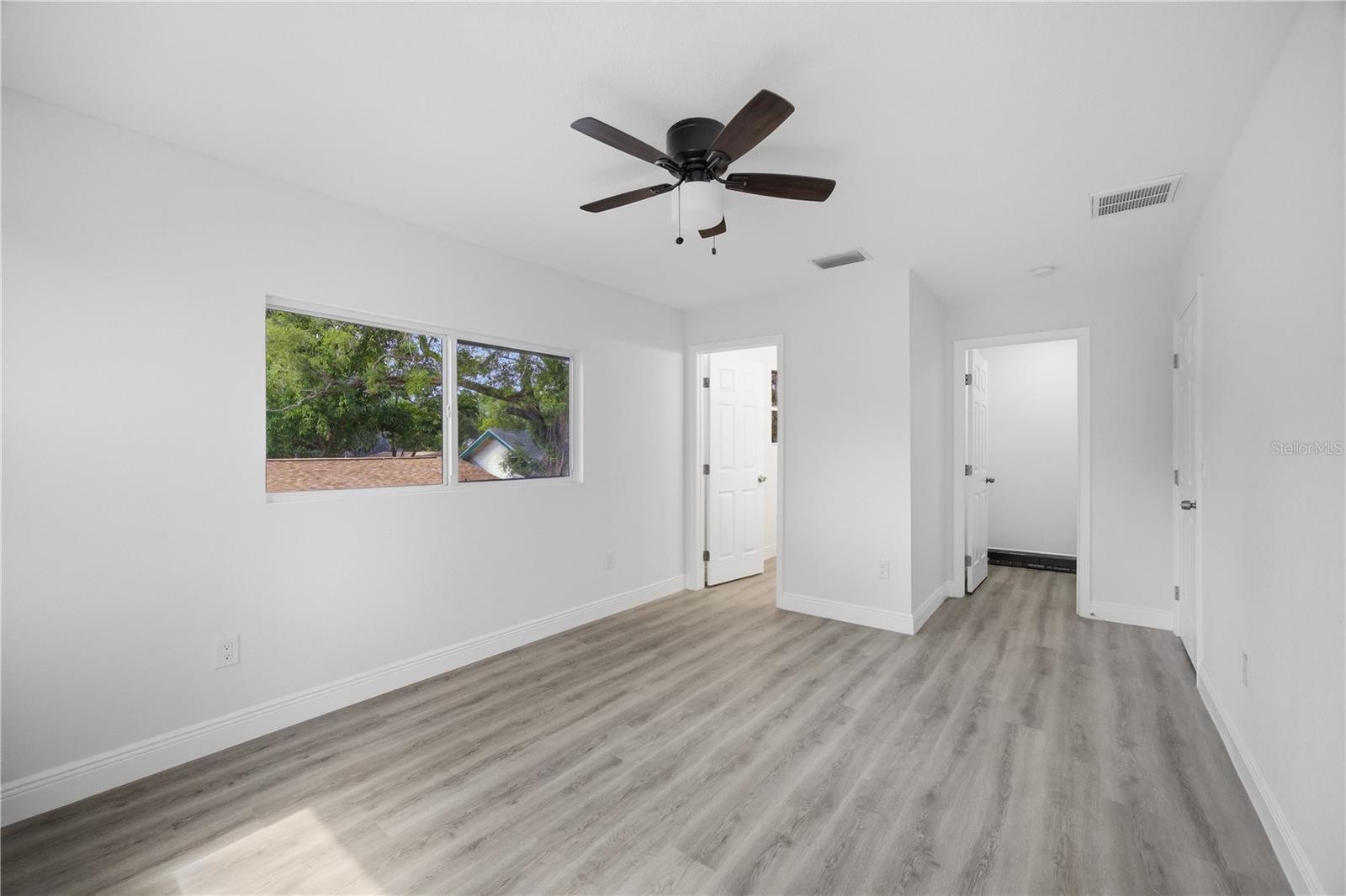 Image 22 of 53 For 1315 22nd Avenue S