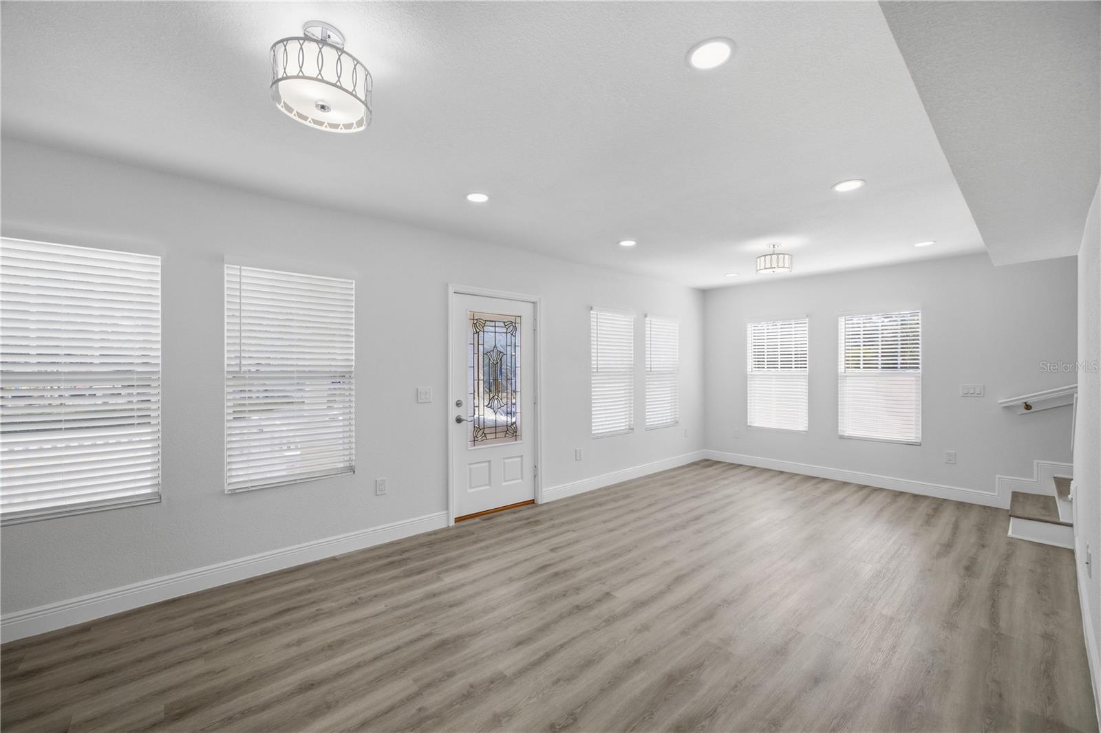 Image 8 of 53 For 1315 22nd Avenue S