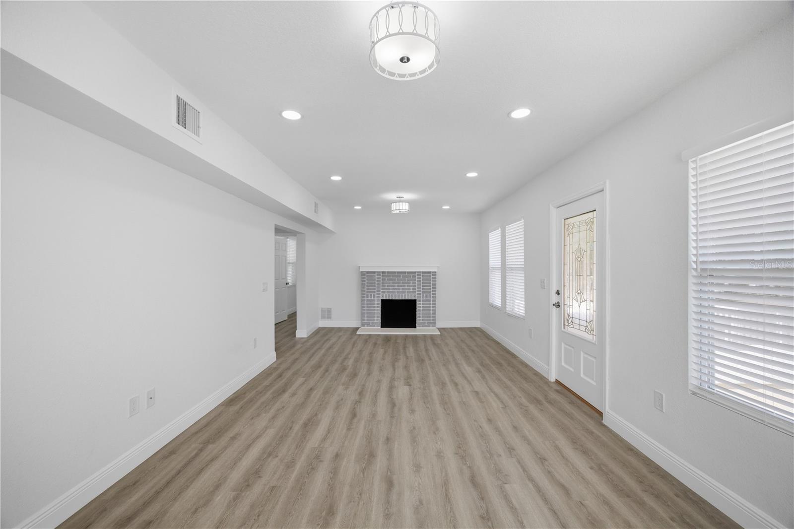 Image 9 of 53 For 1315 22nd Avenue S