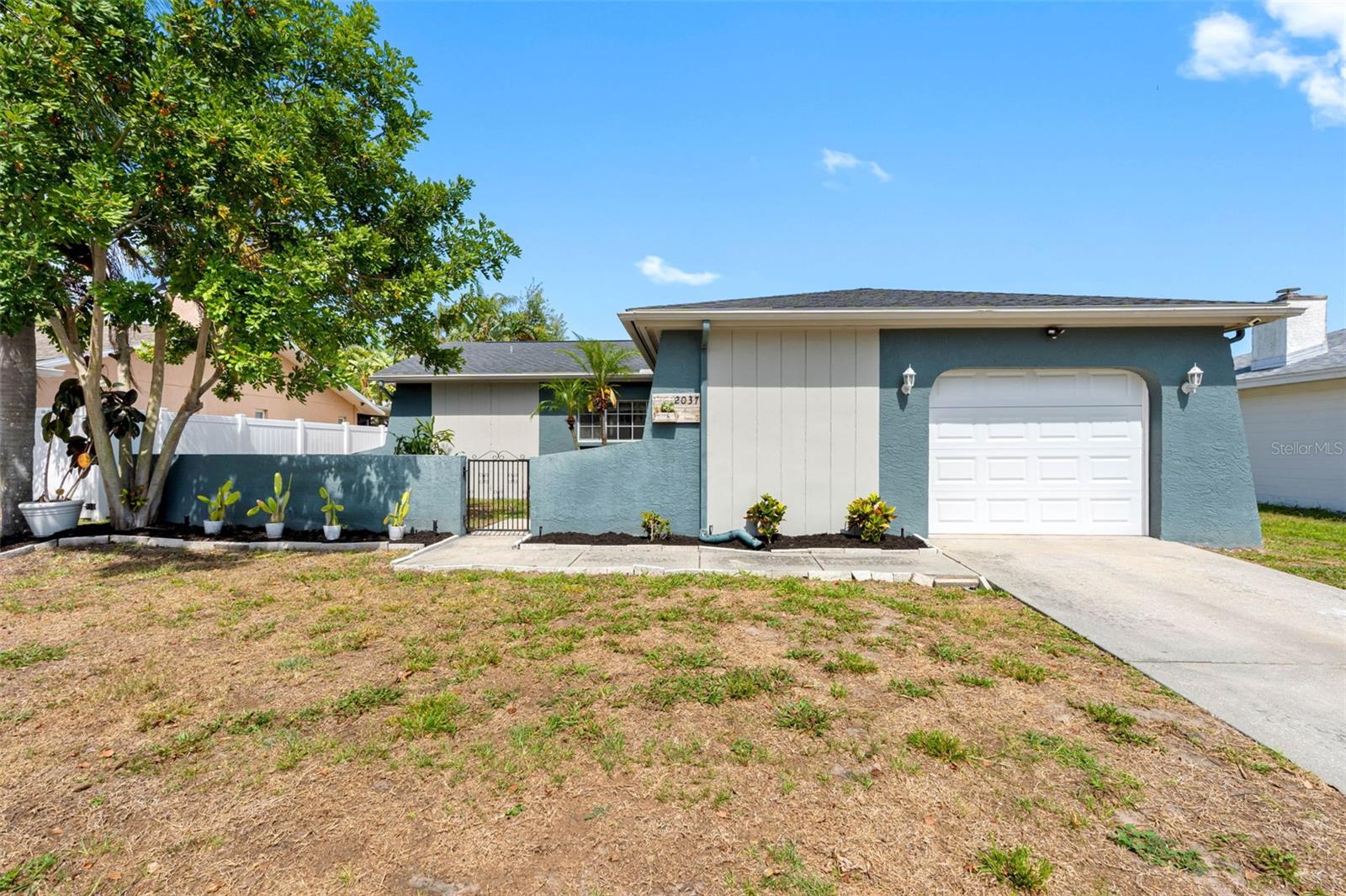 Details for 2037 Citrus Hill Lane, PALM HARBOR, FL 34683
