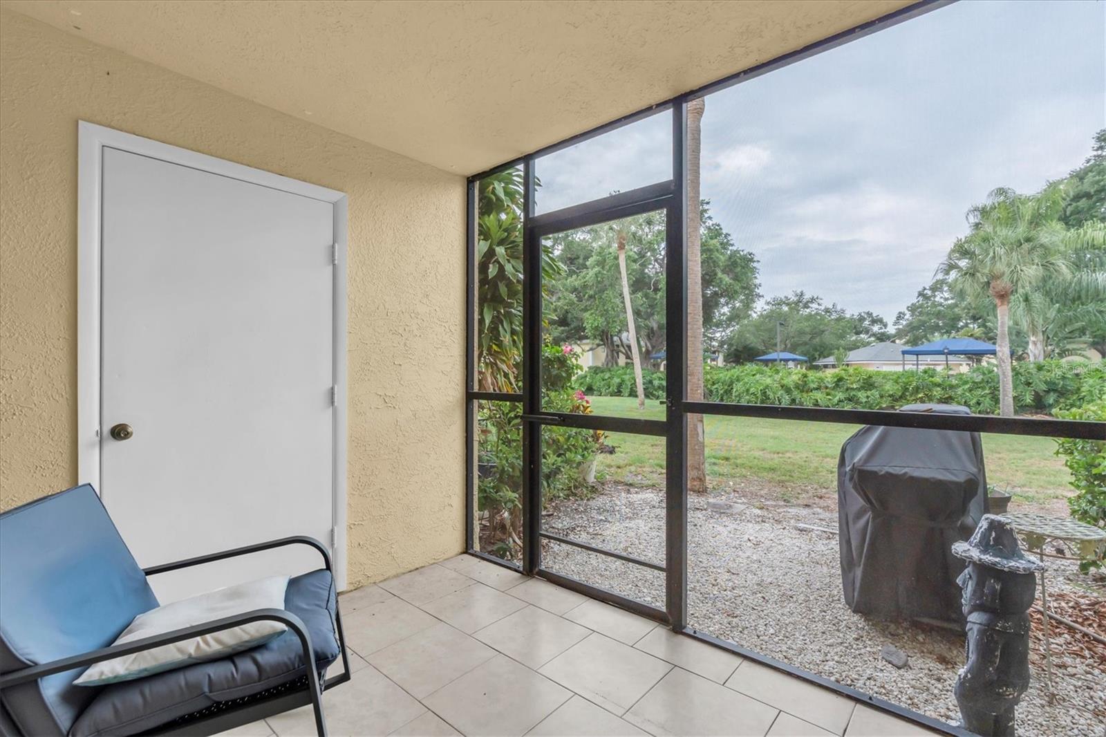 Image 22 of 32 For 3001 58th Avenue S 1211