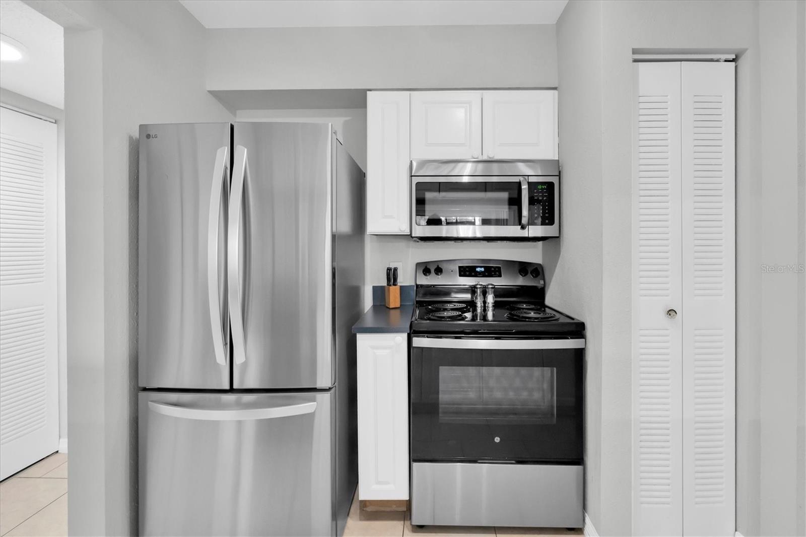 Image 8 of 32 For 3001 58th Avenue S 1211