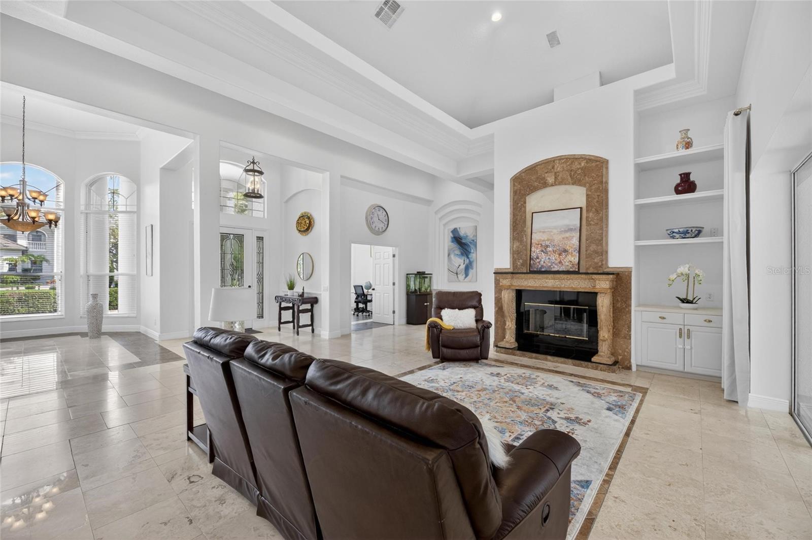 Image 14 of 90 For 6353 Maclaurin Drive