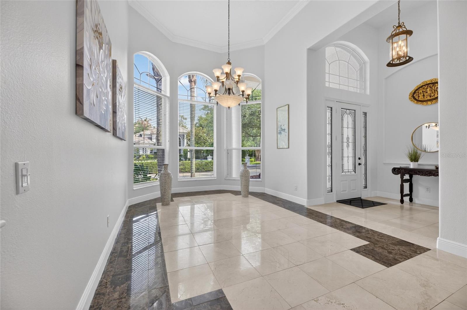 Image 17 of 90 For 6353 Maclaurin Drive