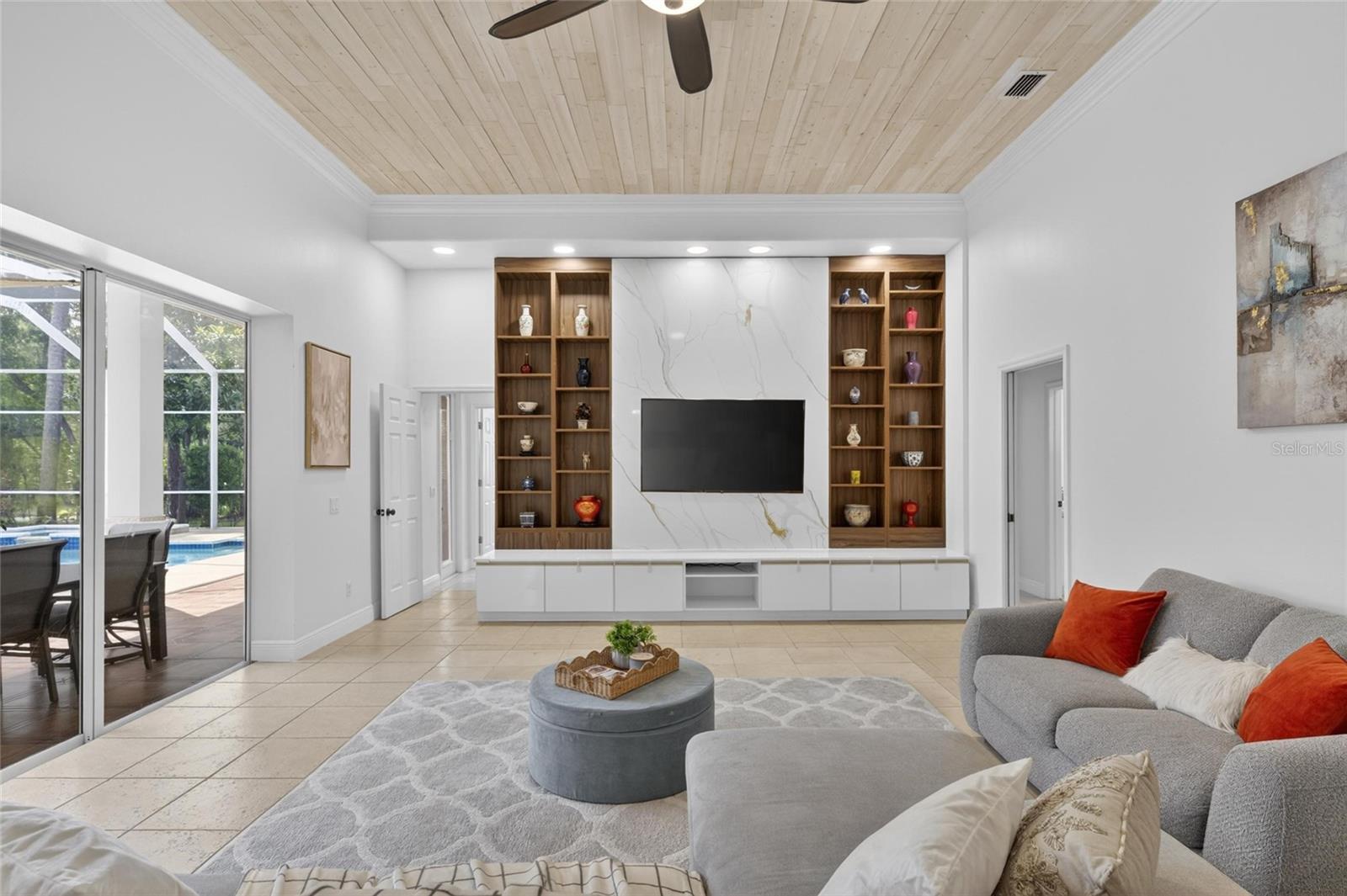 Image 33 of 90 For 6353 Maclaurin Drive