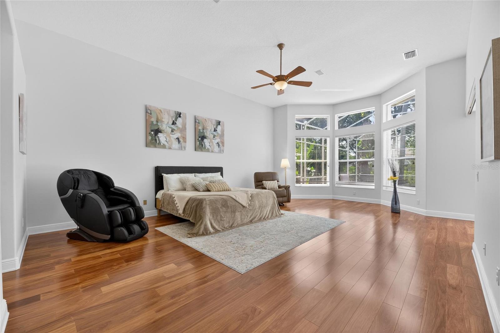 Image 38 of 90 For 6353 Maclaurin Drive