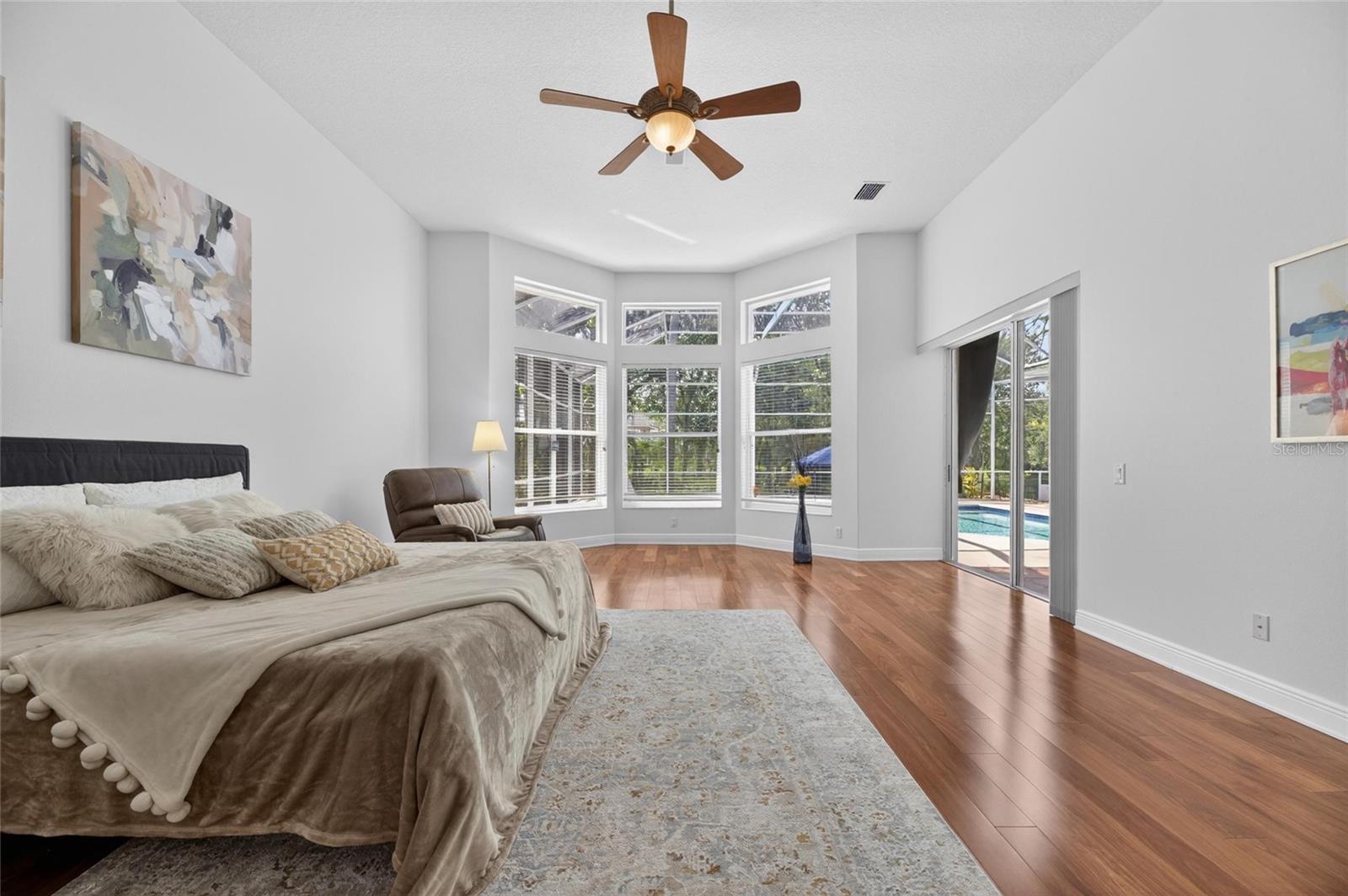 Image 39 of 90 For 6353 Maclaurin Drive