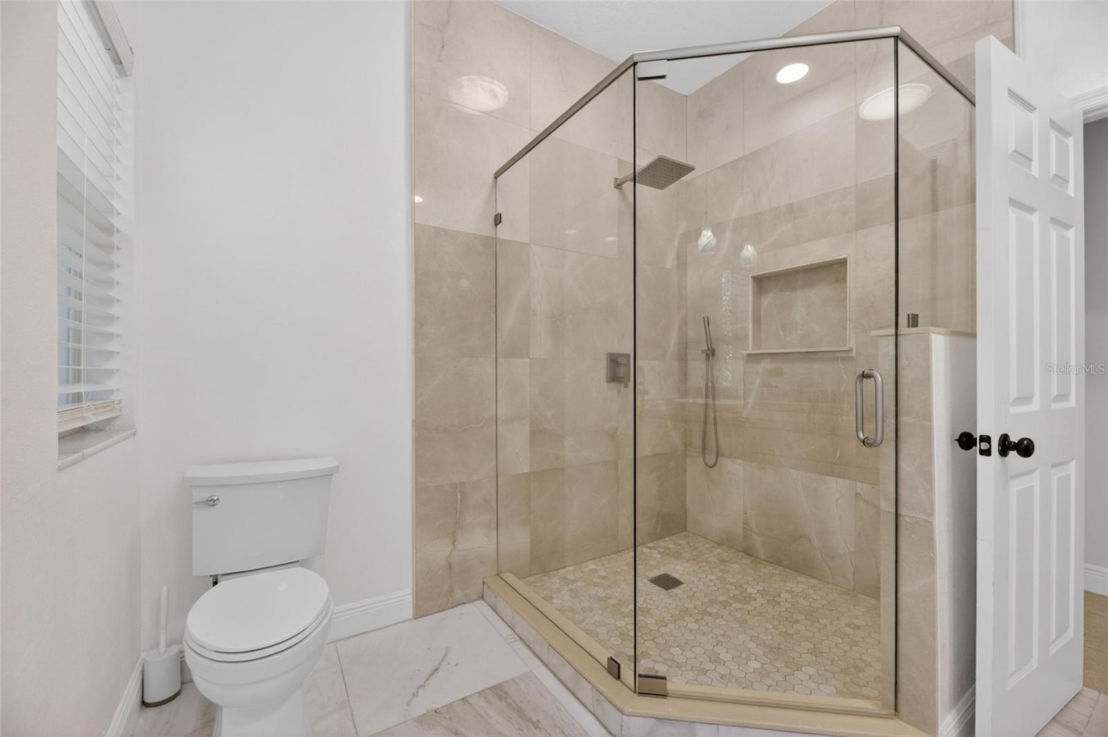 Image 62 of 90 For 6353 Maclaurin Drive