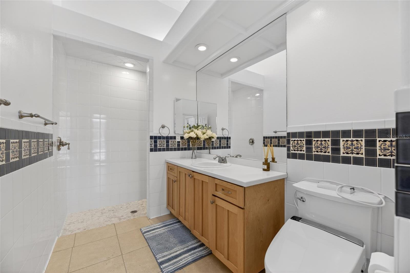 Image 66 of 90 For 6353 Maclaurin Drive