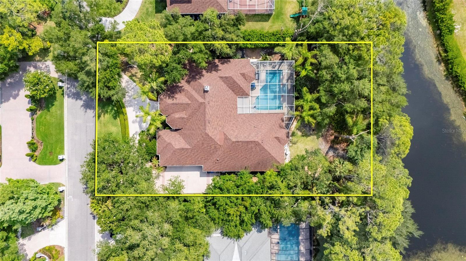 Image 81 of 90 For 6353 Maclaurin Drive