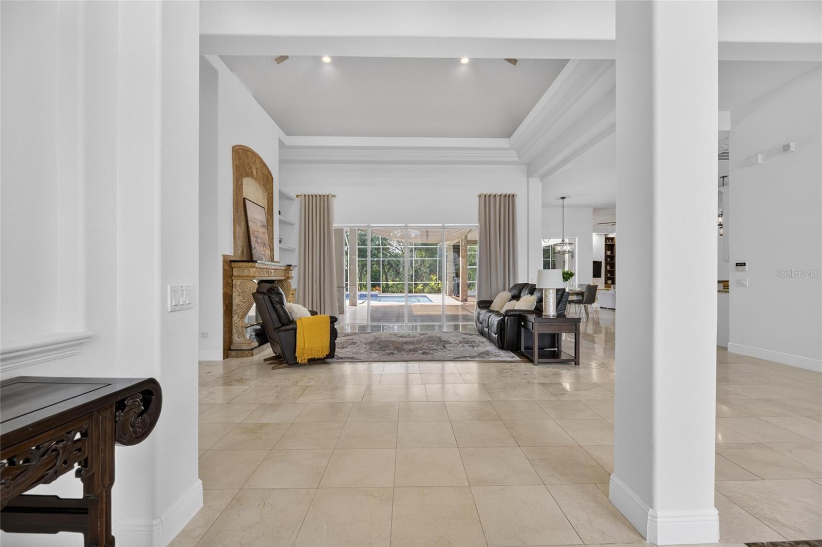Image 9 of 90 For 6353 Maclaurin Drive