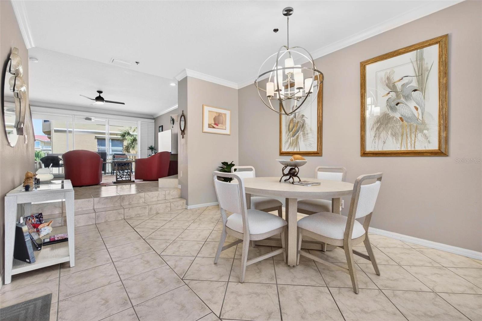 Image 10 of 49 For 1033 Pinellas Bayway S