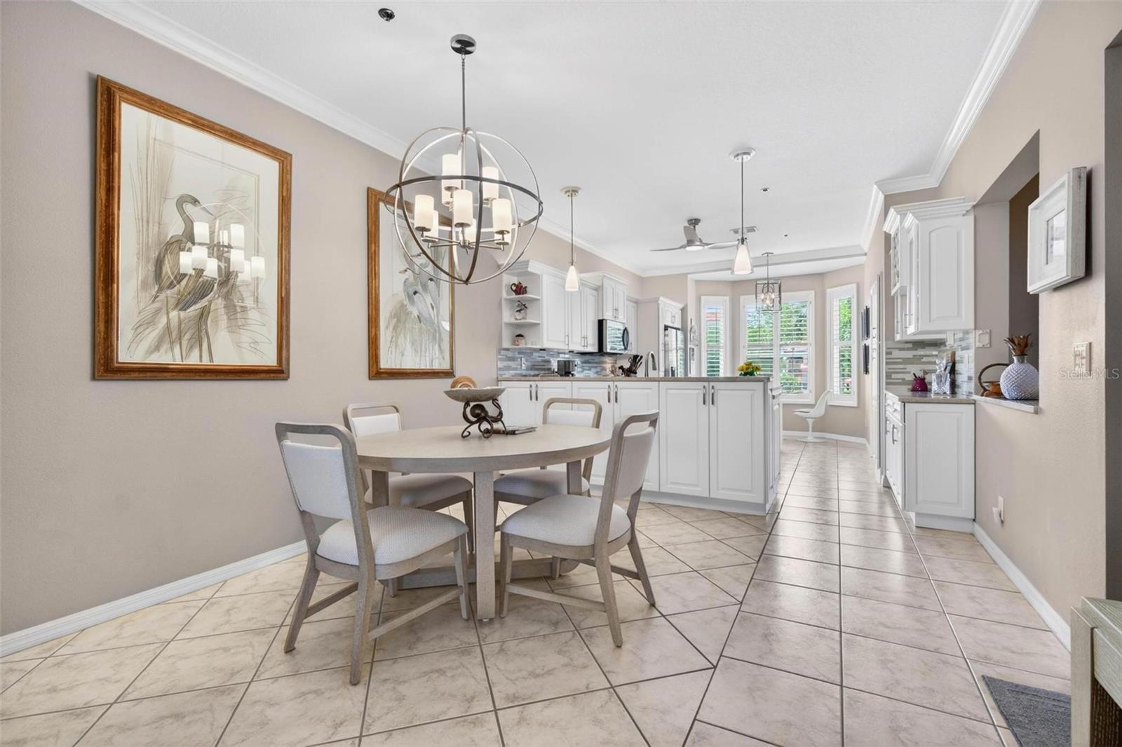 Image 11 of 49 For 1033 Pinellas Bayway S