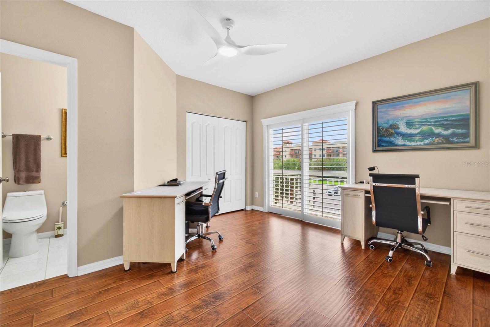 Image 30 of 49 For 1033 Pinellas Bayway S