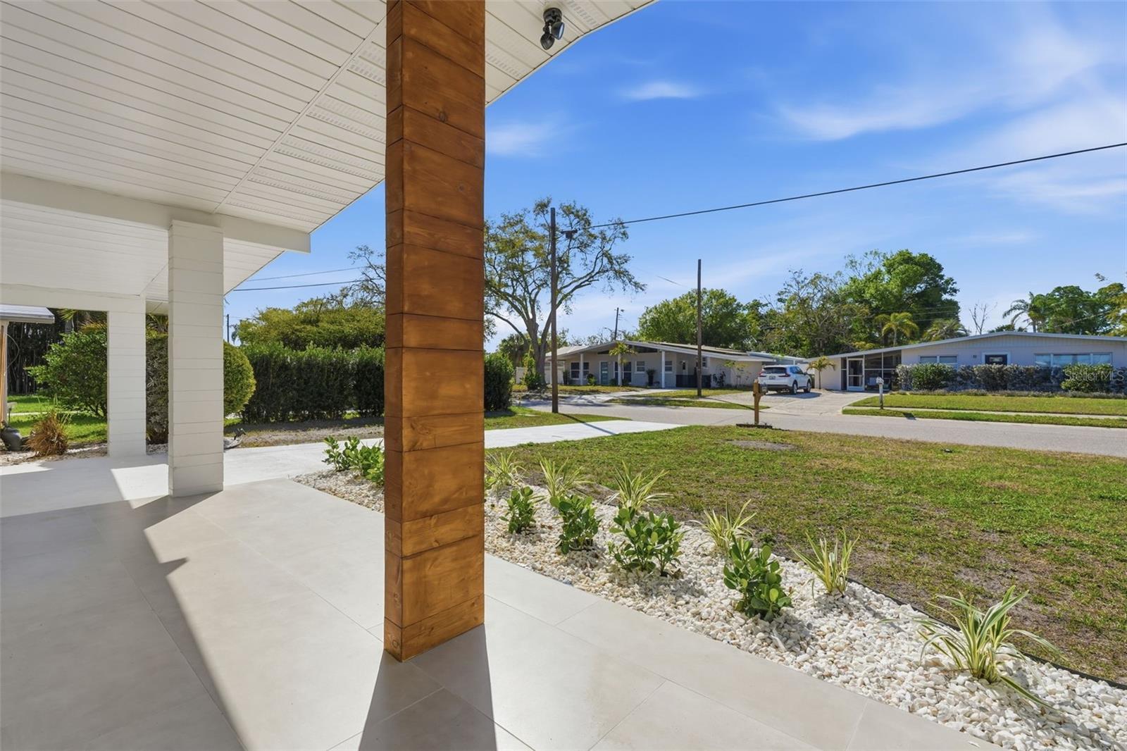 Image 45 of 52 For 2989 Greenbriar Street