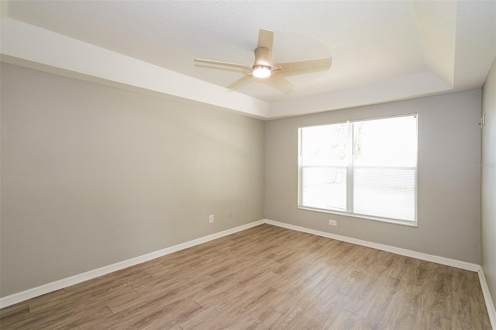 Image 12 of 32 For 1648 Harbor Oaks Drive