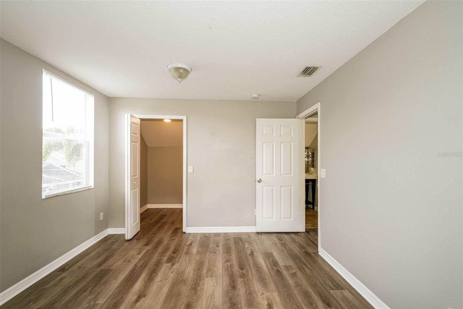 Image 22 of 32 For 1648 Harbor Oaks Drive