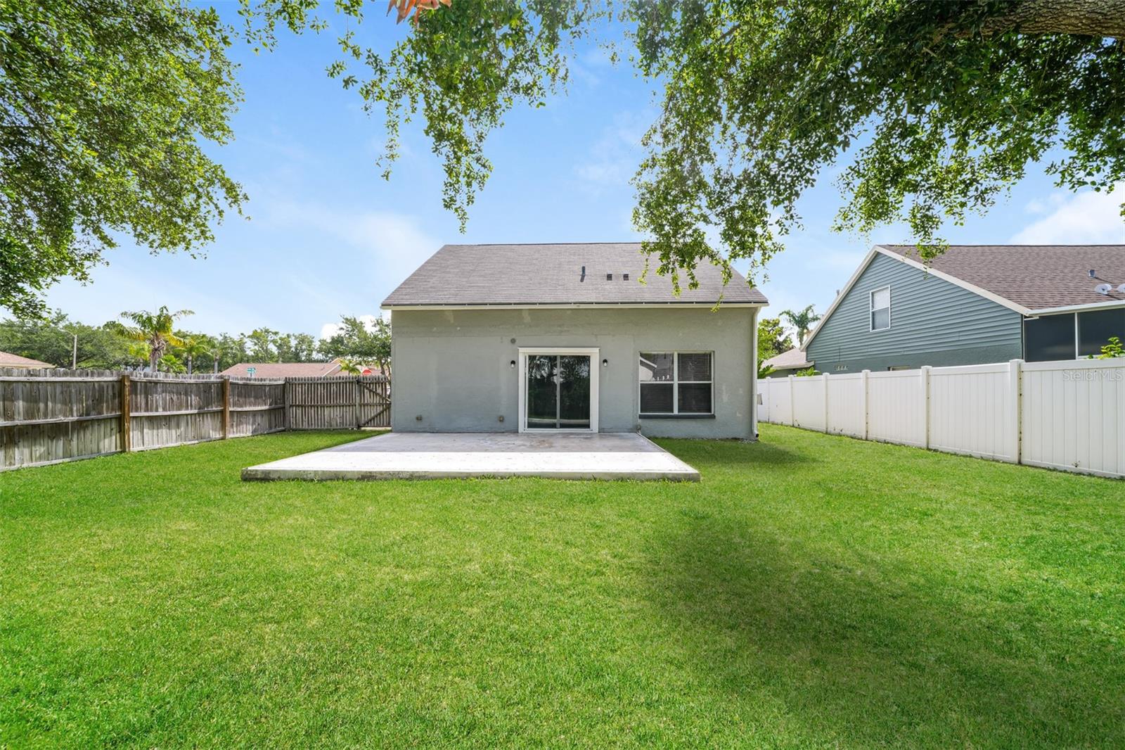 Image 27 of 32 For 1648 Harbor Oaks Drive