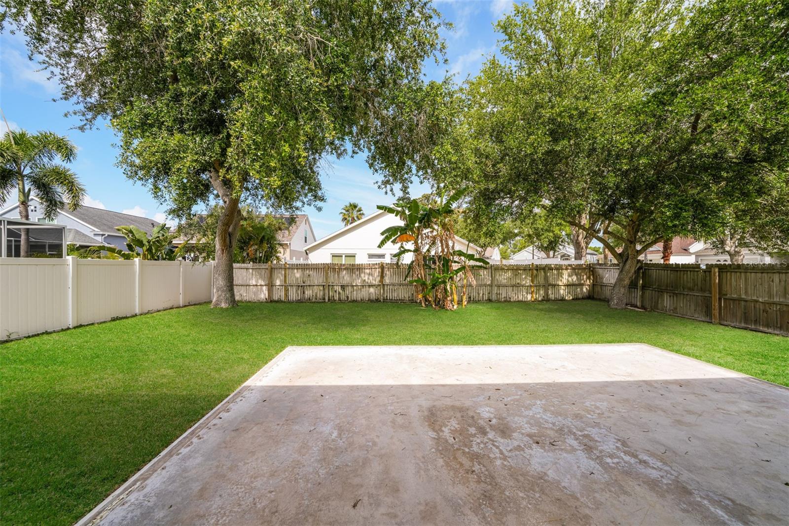 Image 30 of 32 For 1648 Harbor Oaks Drive